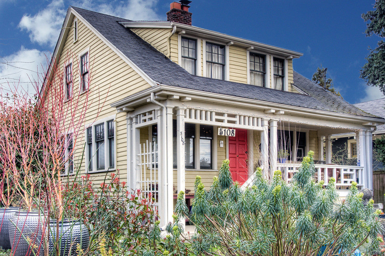 Exterior Paint Color Design: Yellow Cottage