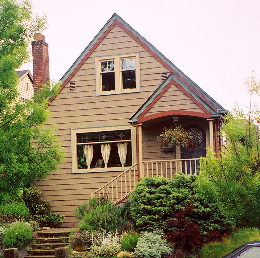 Exterior Paint Color Design: 1.5 Story Farmhouse