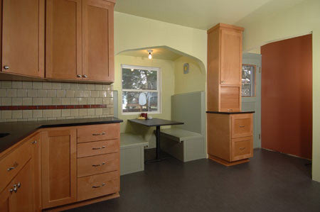 Bungalow Dwelling Color Palette in Benjamin Moore Paint Colors in kitchen