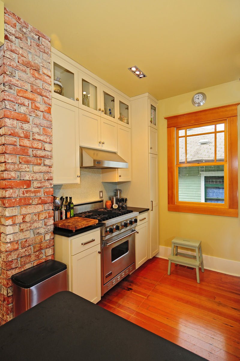 Cabana Dwelling Color Palette in Benjamin Moore Paint colors in kitchen