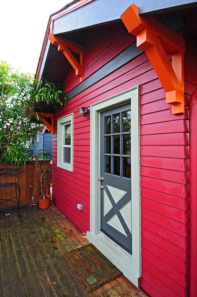 Exterior Paint Color Design: Red Craftsman